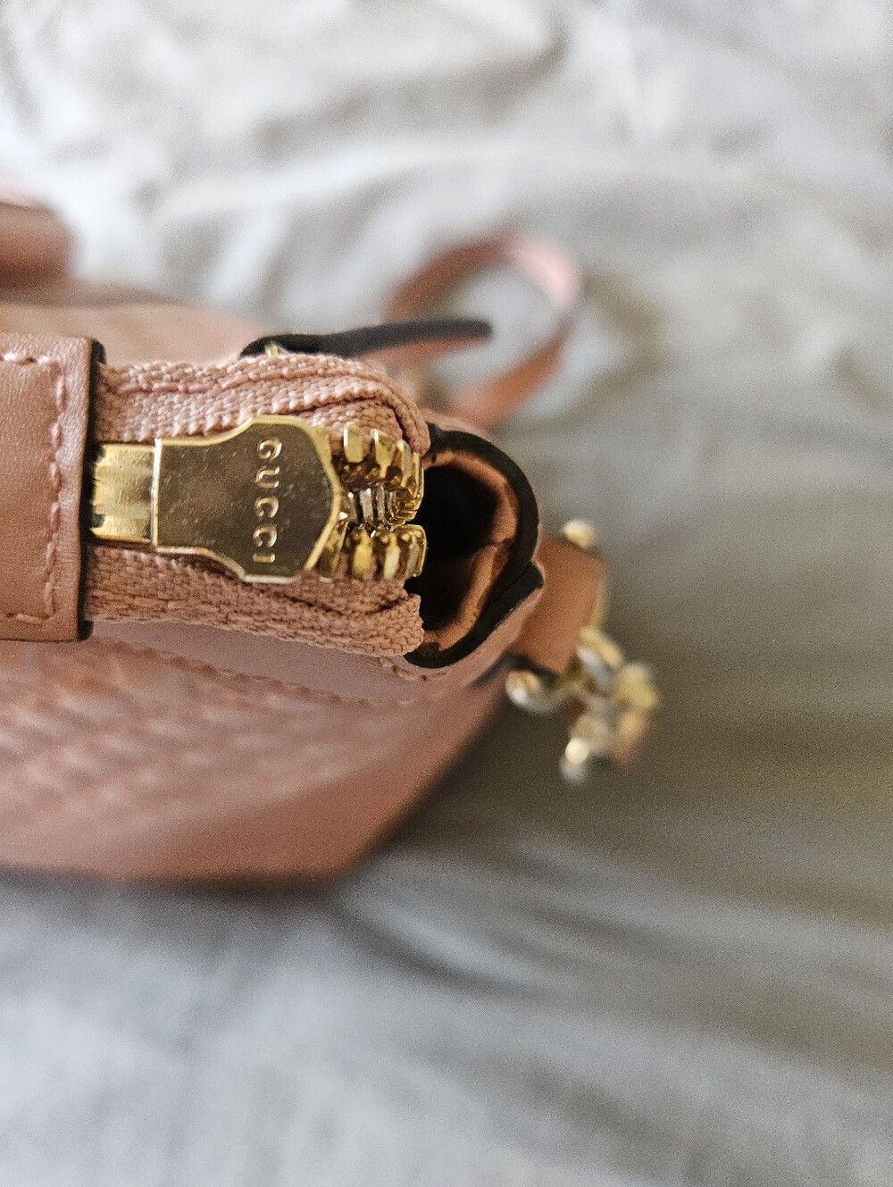 Gucci Pink Leather Crossbody Bag - Gold Hardware